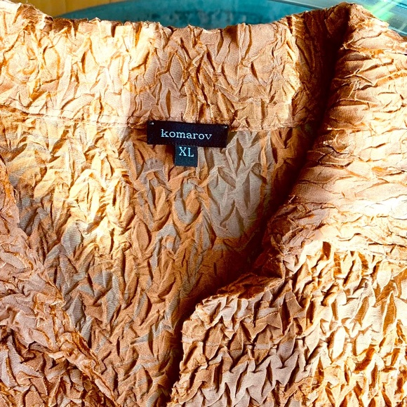 ✨ Komarov✨ Tan-Bronze Ombre V-Neck Blouse W/Double Layered Bell Sleeves - Picture 4 of 9